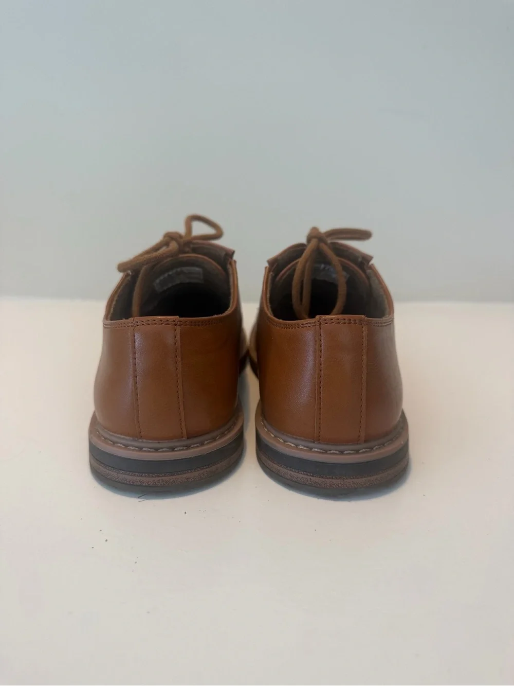 Boys size 2, Kenneth Cole Brown Leather Lace-Up Dress Shoes